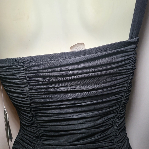 GRASS collection Size L one shoulder bodycon little BLACK dress - Picture 5 of 9